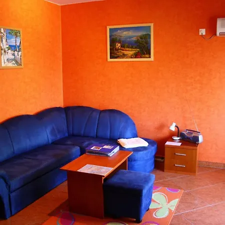 Barbi Krk Apartment *
