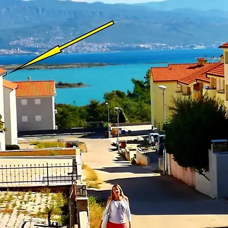 Barbi Krk 아파트 *